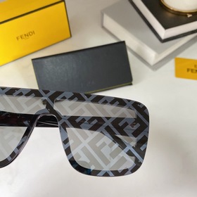 Fendi Модель： FF0612 Размер： 148-0-145