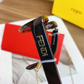 Fendi Модель： FOL011V1PF1FVF Размер： 52/19-145