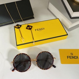 FENDI*FF0647 Размер： 49-20-145 с цепочкой