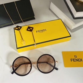 FENDI*FF0647 Размер： 49-20-145 с цепочкой