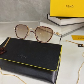 Простые маленькие квадратные оправы FENDI*FF0646 квадратная оправ