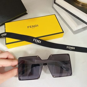 Fendi. Модель FF0466. Размер 140-1-140.