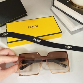 Fendi. Модель FF0466. Размер 140-1-140.