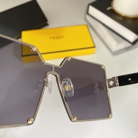 Fendi. Модель FF0466. Размер 140-1-140.