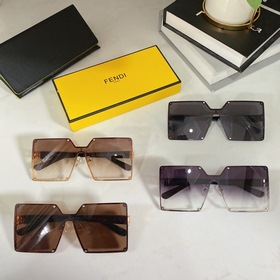 Fendi. Модель FF0466. Размер 140-1-140.
