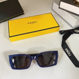 Fendi Модель： FE40017U Размер： 53х19-145