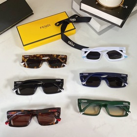 Fendi Модель： FE40017U Размер： 53х19-145