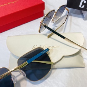 Salvatore Ferragamo SF9037 Размер： 55-21-145