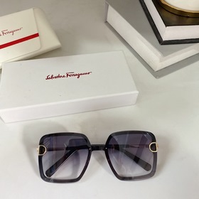 Ferragamo SF202 Размер： 56-19-140 Универсальные квадратные оправы