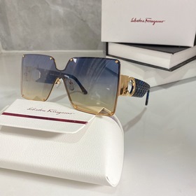 Salvatore Ferragamo  Модель： SF962 Размер： 145-140