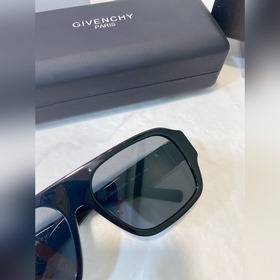 GIVENCHY Модель： GV40007U Размер： 58х19-145