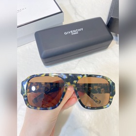 GIVENCHY Модель： GV40007U Размер： 58х19-145