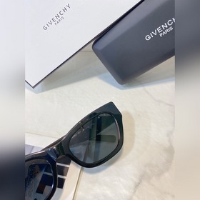 GIVENCHY Модель： GV40008U Размер： 55х19-145