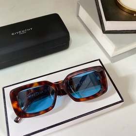 Логотип с ажурной резьбой Givenchy GV7201, ограниченная серия Giv