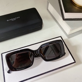 Логотип с ажурной резьбой Givenchy GV7201, ограниченная серия Giv