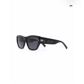 Новинка на официальном сайте GIVENCHY GV7202
