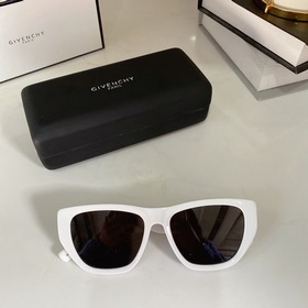 Логотип с ажурной резьбой Givenchy GV7202 Лимитированная серия Gi