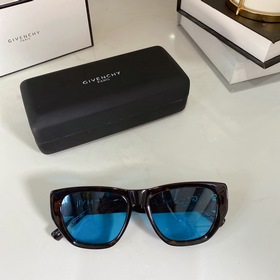 Логотип с ажурной резьбой Givenchy GV7202 Лимитированная серия Gi