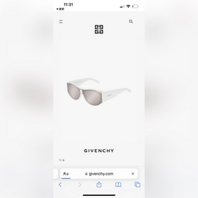 Значок с логотипом Givenchy, новинка на официальном сайте KR03R
