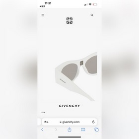 Значок с логотипом Givenchy, новинка на официальном сайте KR03R