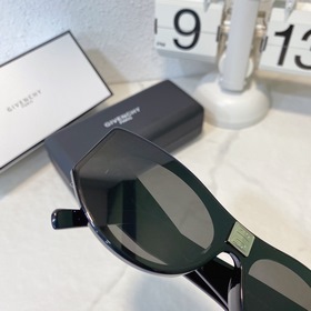 Защитные очки Givenchy Limited Edition — Простые и удобные, очень
