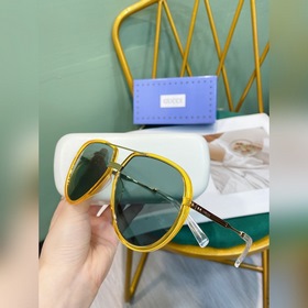 GUCCI Оригинальные очки Gucci Цветовая гамма «конфеты» GG0904S
