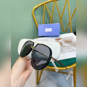 GUCCI Оригинальные очки Gucci Цветовая гамма «конфеты» GG0904S 