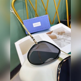 GUCCI Оригинальные очки Gucci Цветовая гамма «конфеты» GG0904S 
