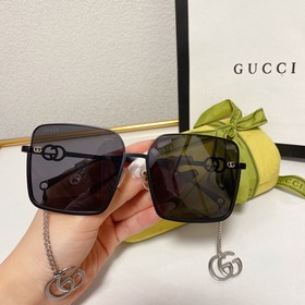 Gucci GG7374  Большой кулон с цепочкой