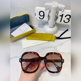 Gucci Модель： GG1240S Размер： 57 x 18 x 145