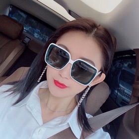 Модель gucci GG0579S