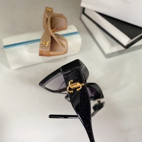 JIMMY CHOO Модель： NUANE/S Размер： 52/21-145