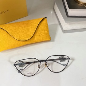 Новые продукты Loewe 2023 Любимые вещинстаграм-блогеров Импортное