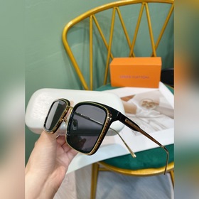 Солнцезащитные очки LV Новая модель LOUIS VUITTON с квадратной о