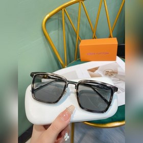 Солнцезащитные очки LV Новая модель LOUIS VUITTON с квадратной о