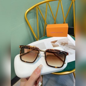 Солнцезащитные очки LV Новая модель LOUIS VUITTON с квадратной о