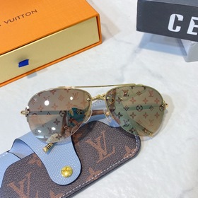 LOUIS VUITTON * M1107 Размеры： 59-14-140