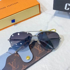 LOUIS VUITTON * M1107 Размеры： 59-14-140
