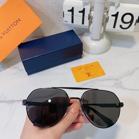 Очки Louis Vuitton  Модель： Z1738 Размер： 58-18-143 Louis Vuitt