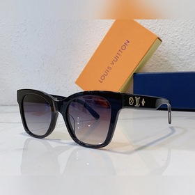 LOUIS VUITTON Z1465 Размеры： 53-21-145