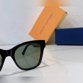 LOUIS VUITTON Z1465 Размеры： 53-21-145