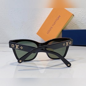 LOUIS VUITTON Z1465 Размеры： 53-21-145
