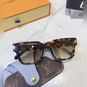 LOUIS VUITTON Модель： Z1597E Размер： 52х22х145