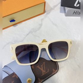 LOUIS VUITTON Модель： Z1597E Размер： 52х22х145