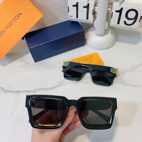 LOUIS VUITTON Модель： Z1491 Размер： 58х18-1451