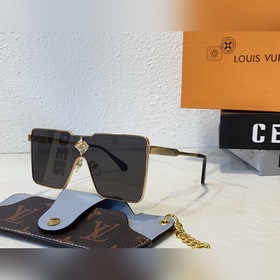 LOUIS VUITTON Модель： Z1700U Размер： 58х16-145