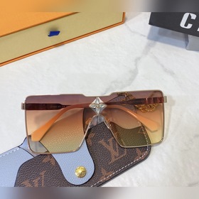 LOUIS VUITTON Модель： Z1700U Размер： 58х16-145
