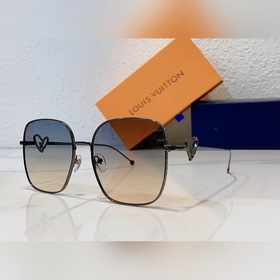 LOUIS VUITTON Модель： Z1880U Размер： 60 x 17 x 145