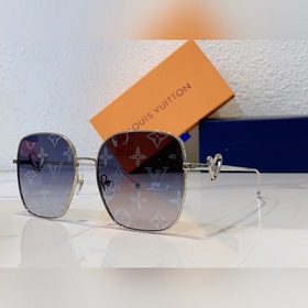 LOUIS VUITTON Модель： Z1880U Размер： 60 x 17 x 145