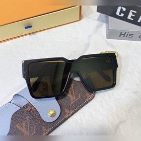 LOUIS VUITTON Модель： Z1593E Размер： 132 x 0-150